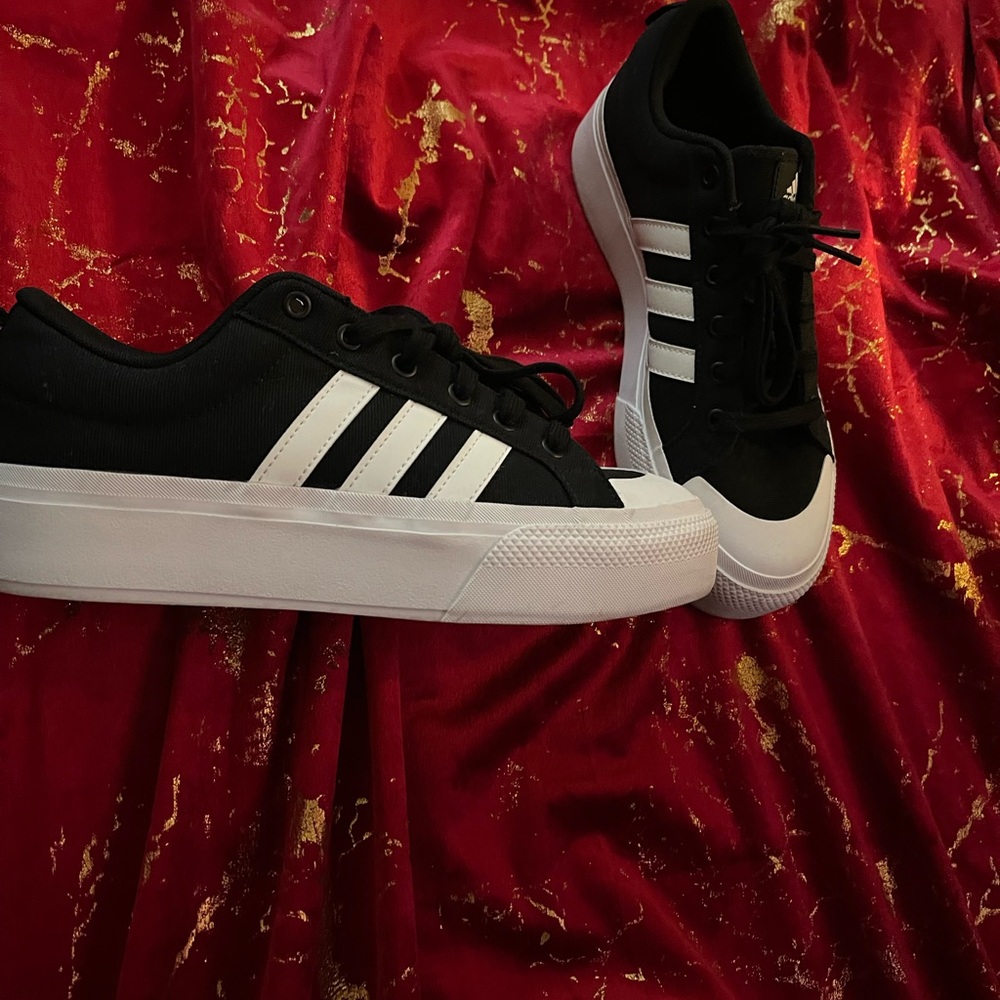 adidas Black and White Women's Shoes - Picture 5 of 5